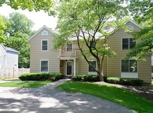 969 Green Bay Rd, Highland Park, IL 60035