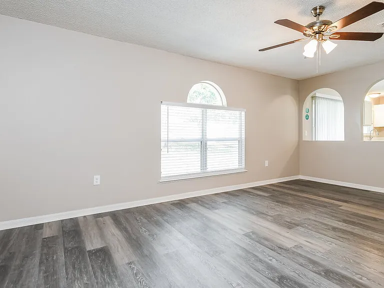 2959 Leba Ln — Photo 6