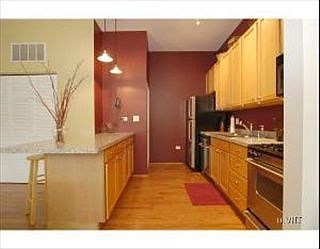 4th image of 5313 N Ravenswood Ave Unit 301