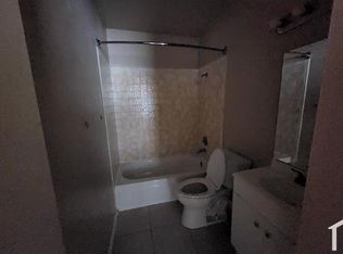 6244 Yerba Ln APT A, Las Vegas, NV 89108