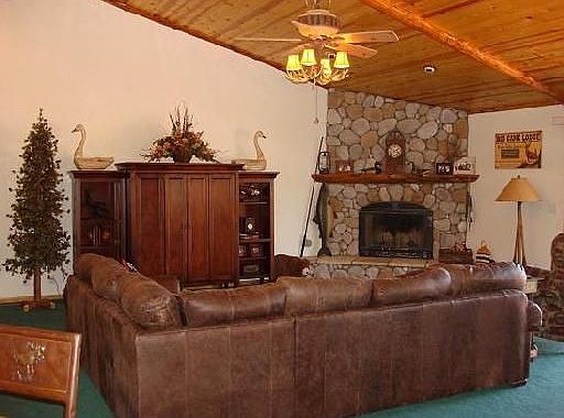 2nd image of 401 Fawn Trail Pl