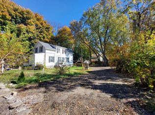 9 Maybrook Pl, Worcester, MA 01602