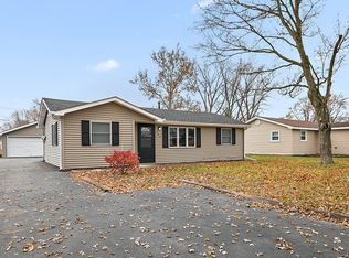 749 W New Monee Rd, Crete, IL 60417