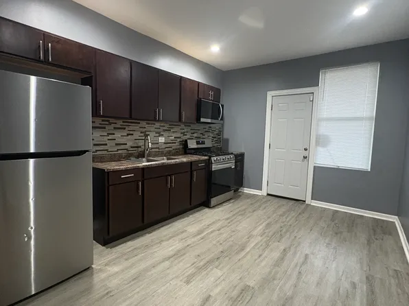 4940 W Van Buren St #2, Chicago, IL 60644