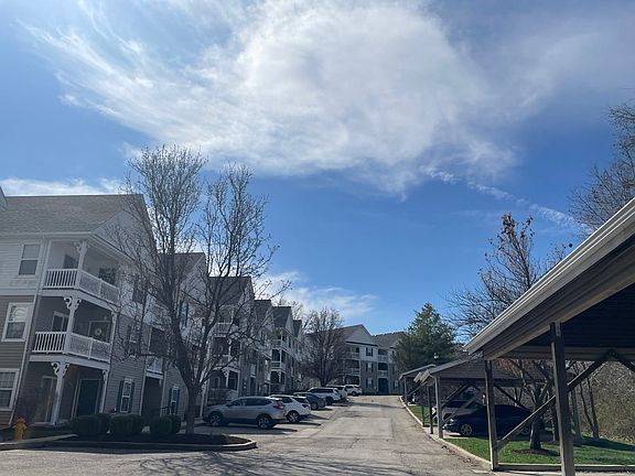 4th image of 1101 Arbor Creek Dr APT 3C