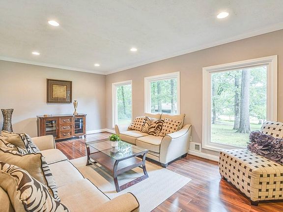 5th image of 4578 Chaderton Ct