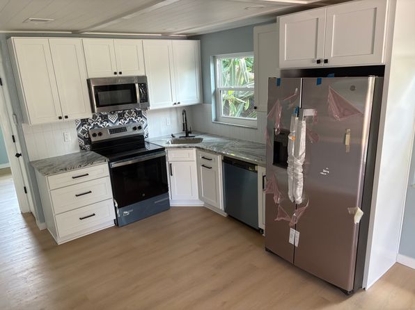 11373 126th Ave APT B