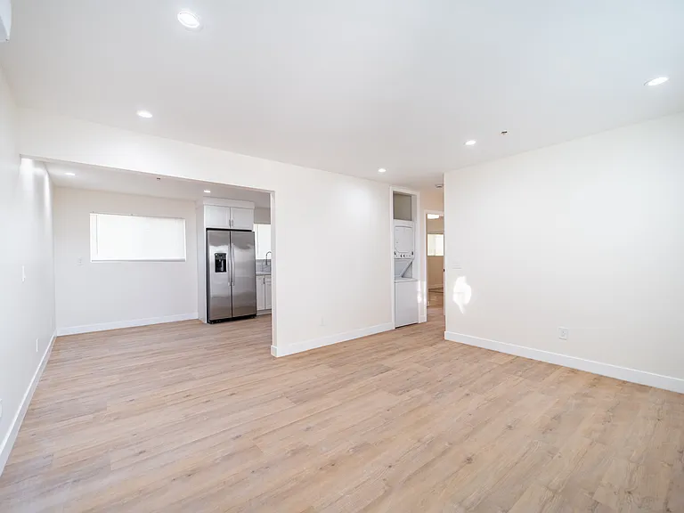 4576 Felton St #6 — Photo 2