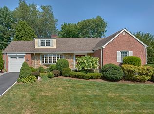 142 Betsy Brown Cir, Port Chester, NY 10573