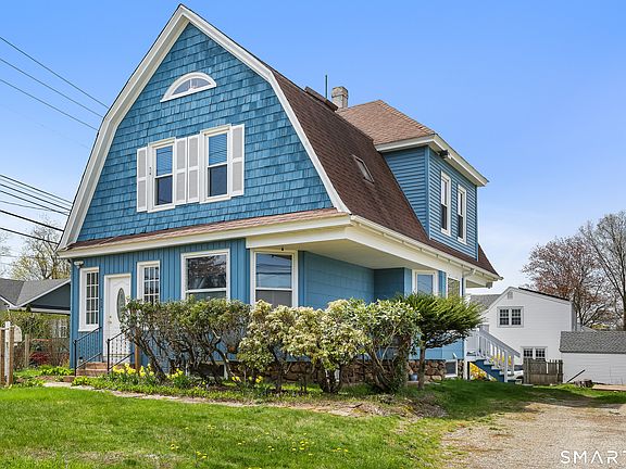 2nd image of 939 Nichols Avenue