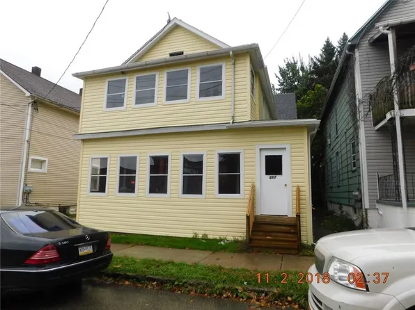 617 E 3rd St, Erie, PA 16507