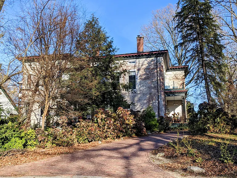 2114 Edgehill Rd #D — Photo 13