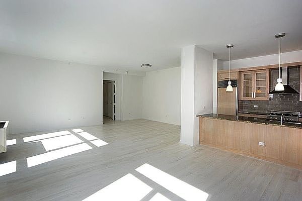 1st image of 55 Thompson St #701