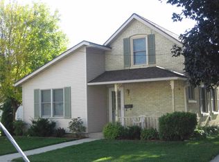 204 Whitney St, Columbus, WI 53925