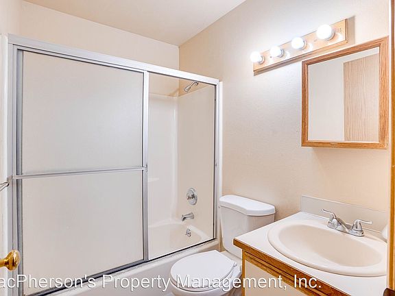 4th image of 1116 NW Market St APT 206