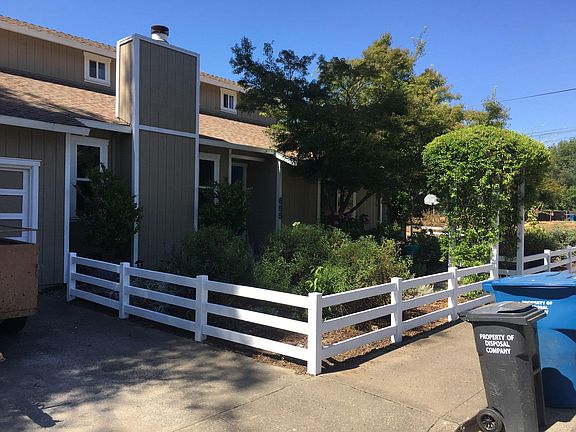2nd image of 655 Donald St