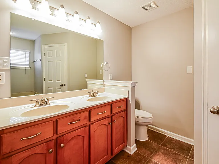 5764 Deer Ridge Dr — Photo 13