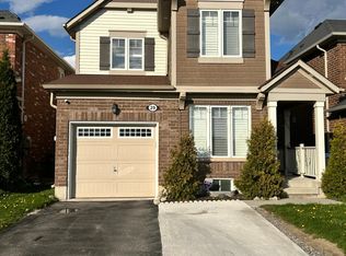 29 Robert Parkinson Dr, Brampton, ON L7A 0X6