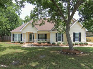 211 Duke Ln, Kathleen, GA 31047
