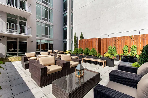 Rented by Compass | media 8