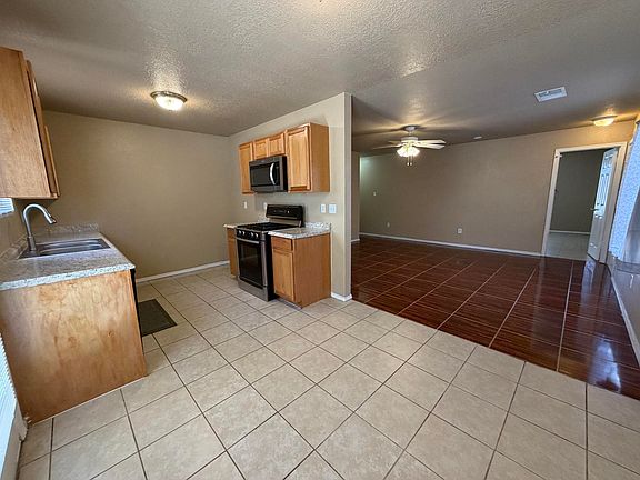 5th image of 7515 Autumn Breeze Rd SW