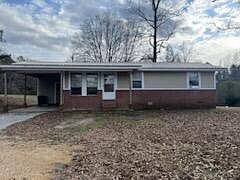 1st image of 102 Harbor Dr