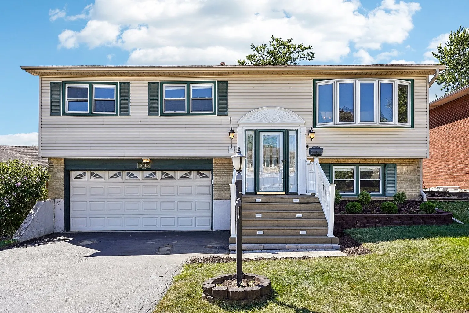 16408 66th Ave photo 1