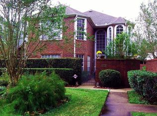 4718 S Cashel Oak Dr, Houston, TX 77069