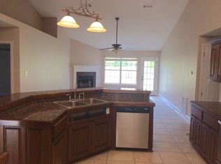 3121 Shadow Wood Dr, Ocean Springs, MS 39564