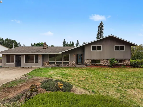 17610 SE Sunnyside Rd, Damascus, OR 97089