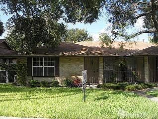 1st image of 3222 Stonehaven Dr