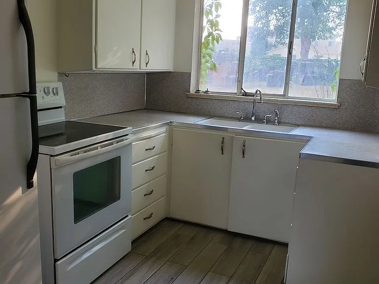 1803 Fremont Ave — Photo 7