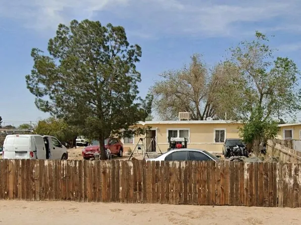 14258 Dos Palmas Rd, Victorville, CA 92392