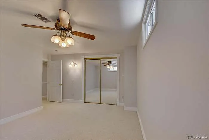 409 S Alkire St — Photo 22