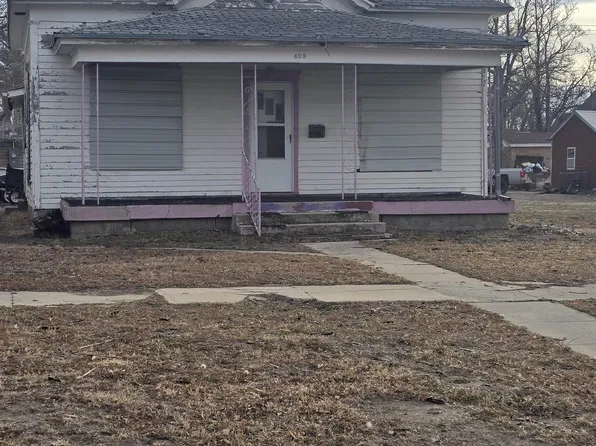 409 E 4th St, McCook, NE 69001