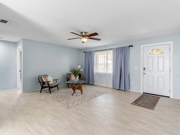 5th image of 766 Tuxedo Terrace