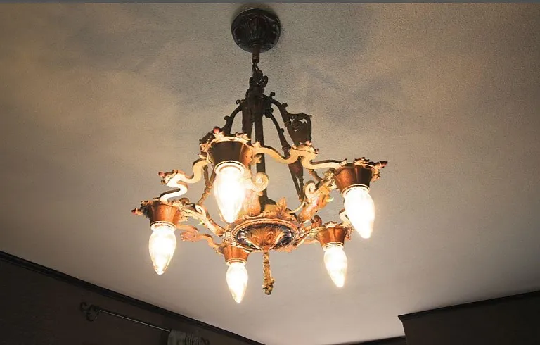 Living Room Period Light Fixture