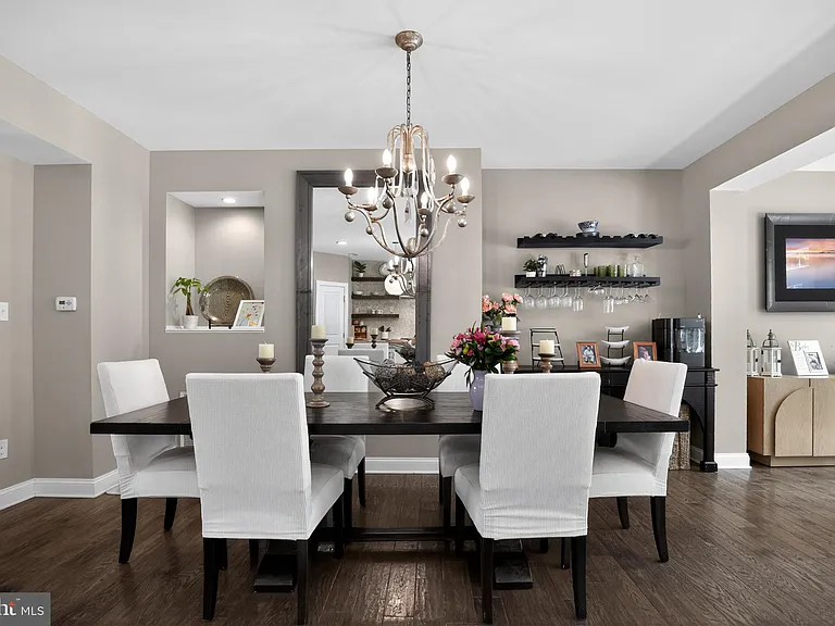101 Isabelle Ct — Photo 17