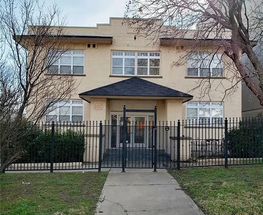 910 NW 13th St.