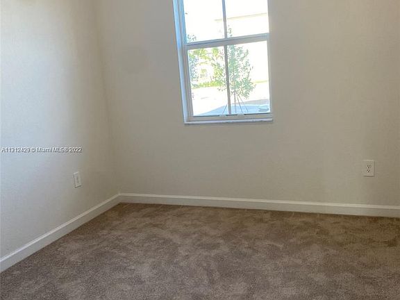 5th image of 2431 NW 131st Cir