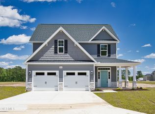 966 Appaloosa Trl, Grimesland, NC 27837