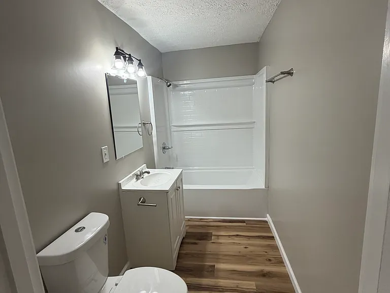 706 Florida St — Photo 5