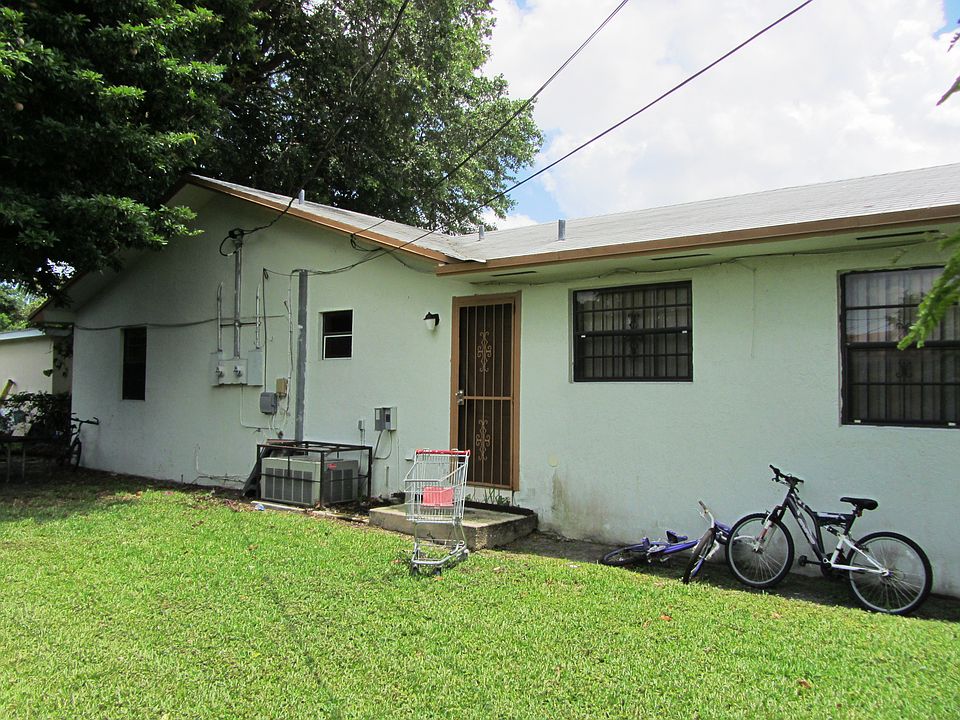 2nd image of 1371 NW 101st St