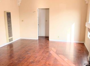 515 W 82nd St, Los Angeles, CA 90044