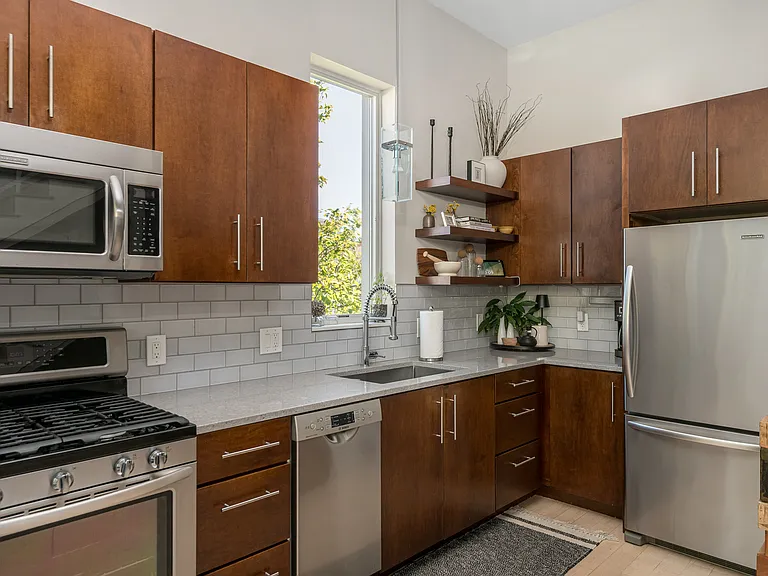125 York St — Photo 3