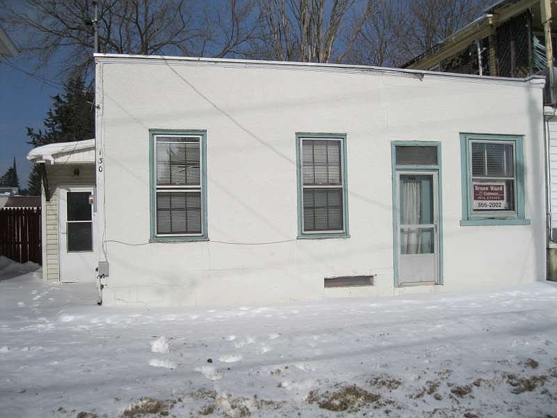 2nd image of 130 W Smith St