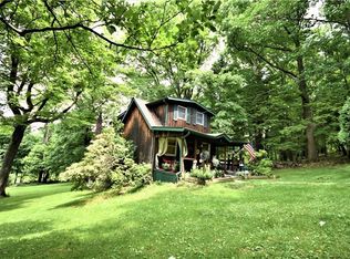 2667 W Hardies Rd, Gibsonia, PA 15044