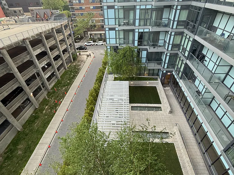 210 Simcoe St #712 — Photo 6