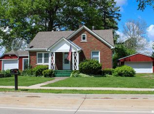 308 N Mississippi St, Blue Grass, IA