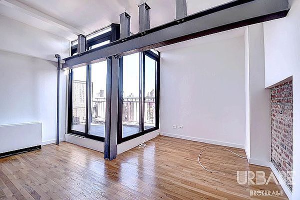 1st image of 123 Bank St Penthouse 40